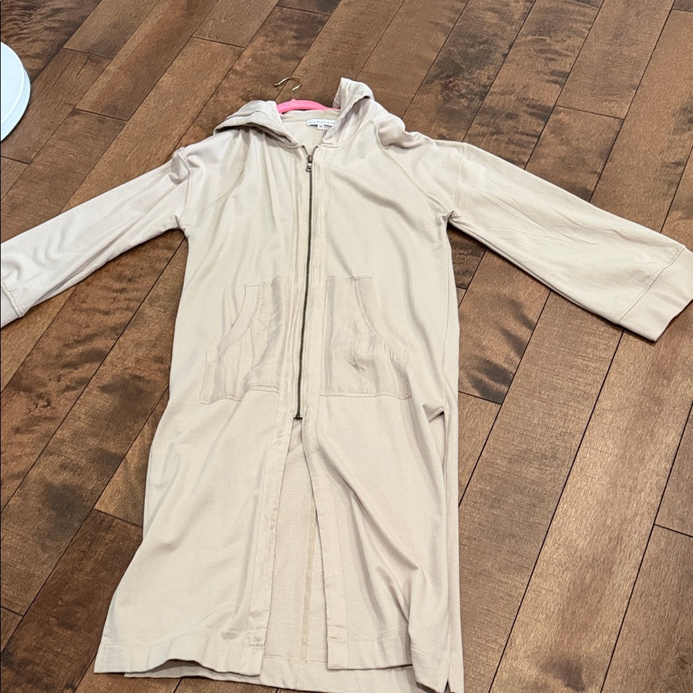 Women's Cream Hooded Sweater